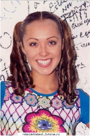 aici e anahi(mia) dragii nostri erau mici..:))